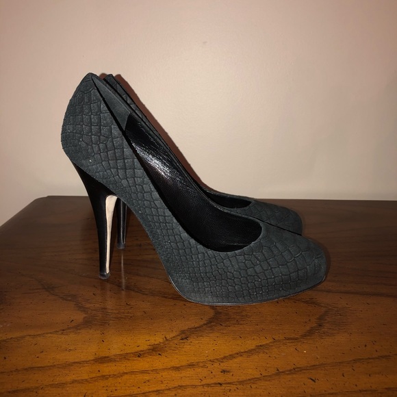 Giuseppe Zanotti Lizzard Black Pumps - Picture 3 of 8